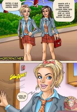 Amigas Lésbicas do Colégio Transando em HQ Pornô Explícito